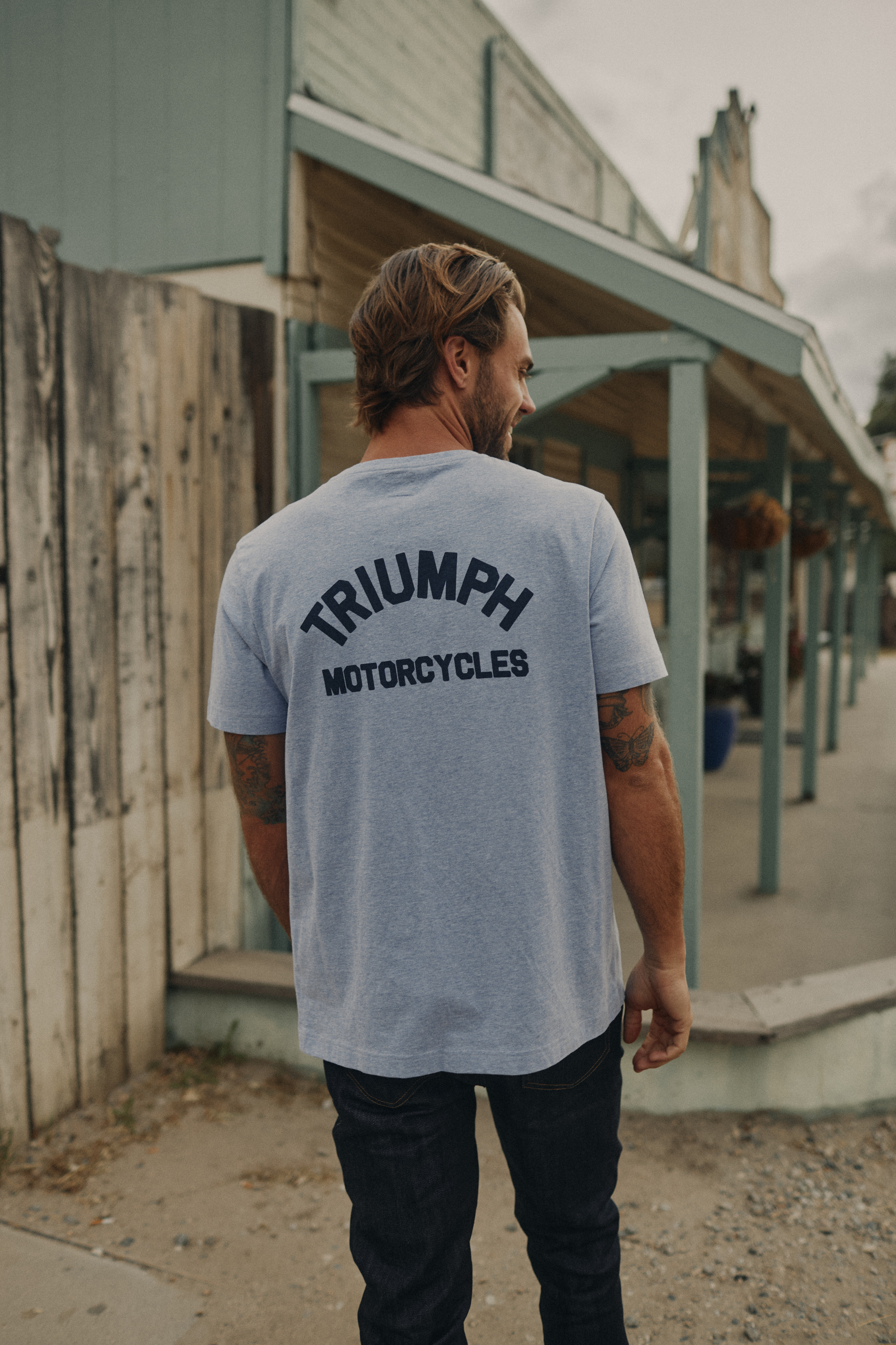 Ditchling Back Logo Pocket T-shirt in Grey |Casual Clothing